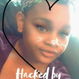 Meet your Posher, Sariah